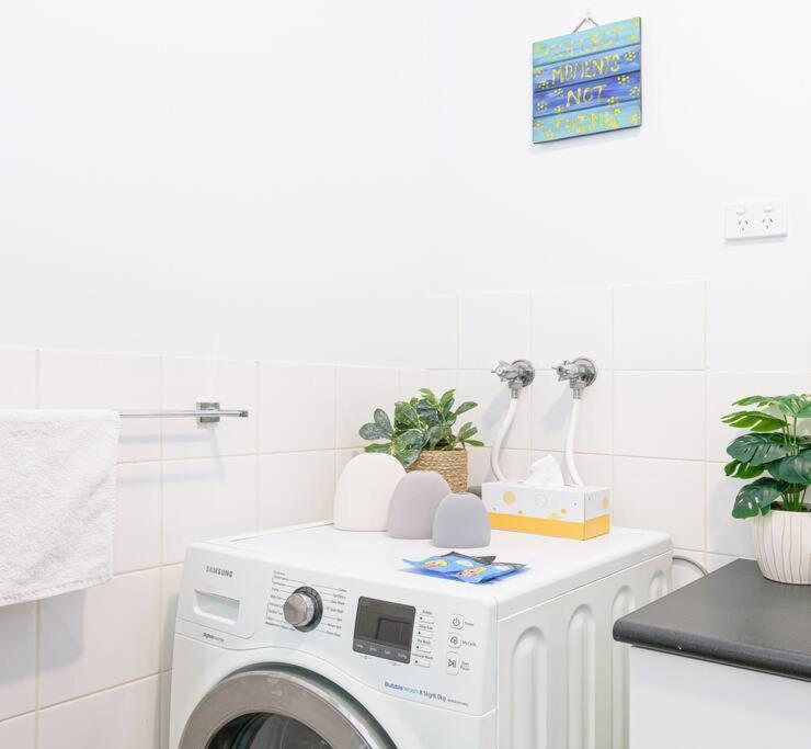 Cozy 1 Bedder In St Kilda With Balcony Apartment Melbourne Exterior photo